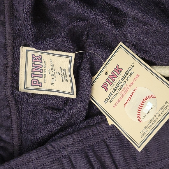 Milwaukee Brewers MLB PINK sweats - Picture 2 of 4